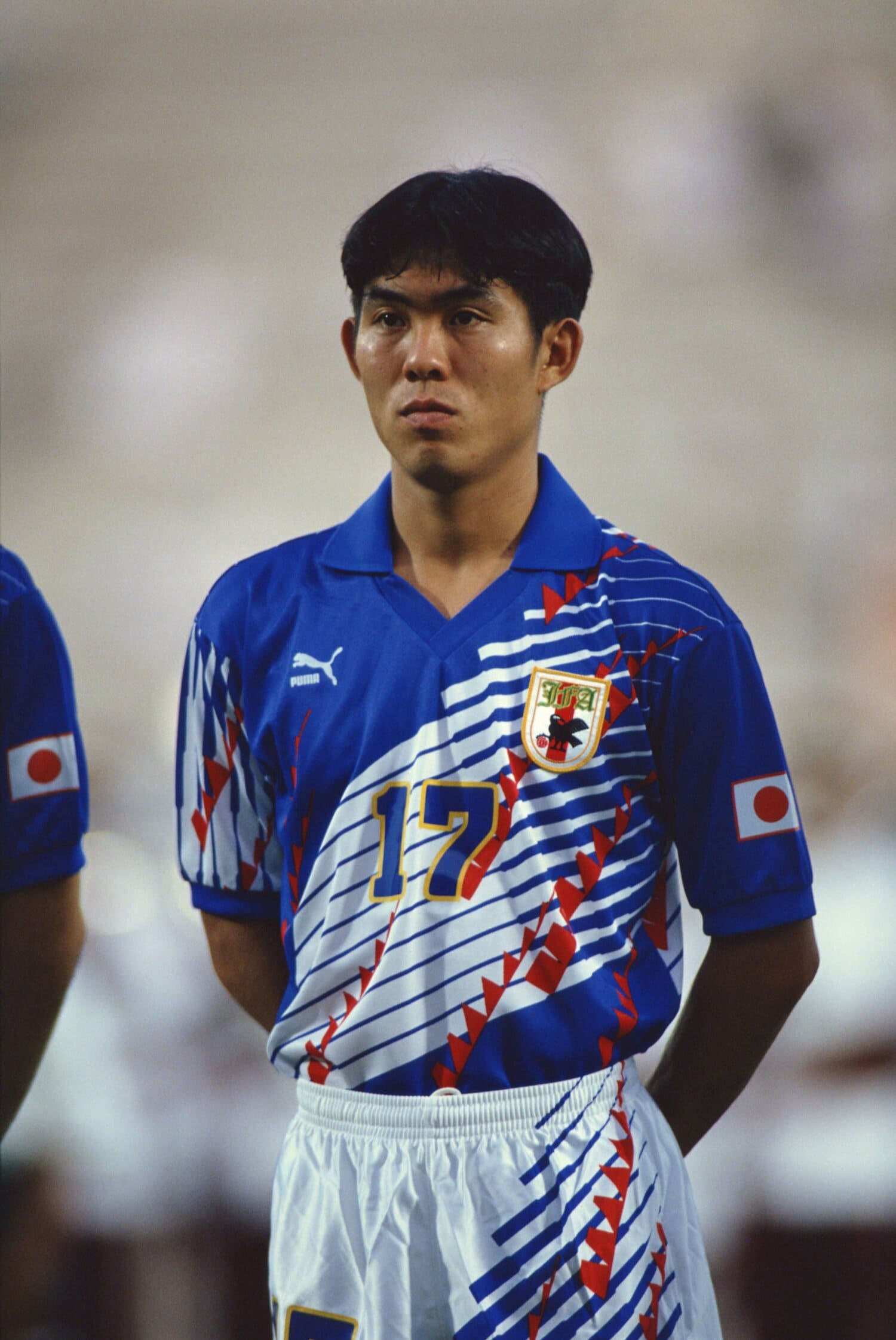 写真は25歳のとき。森保監督といえば、現役時代からおなじみのヘアスタイルだが新人時代はパンチパーマだったという　©AFLO