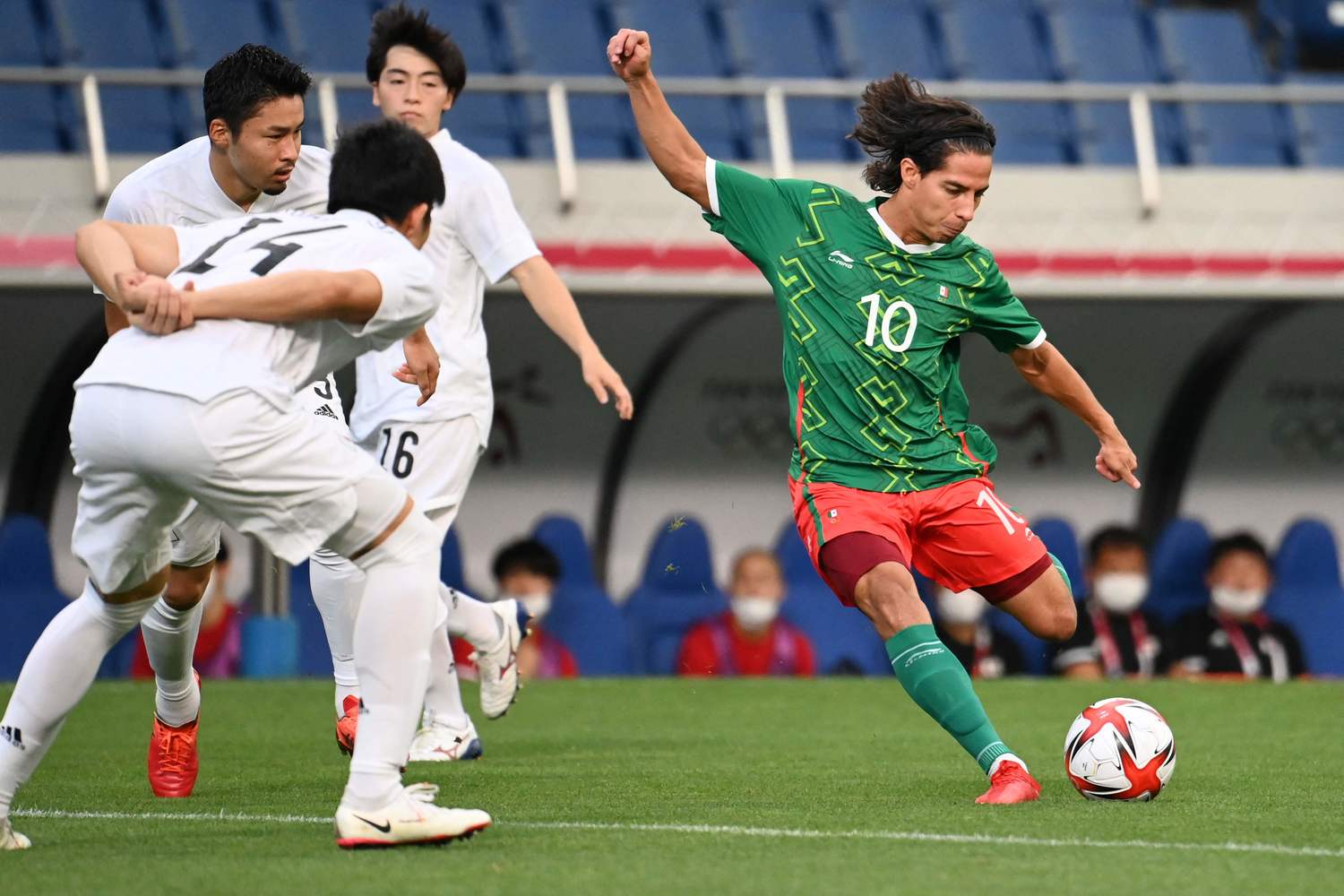 メキシコ戦の敗退を重く受け止めるべき 中西哲生が分析する 日本が五輪やw杯で勝つために何が必要なのか サッカー日本代表 Number Web ナンバー