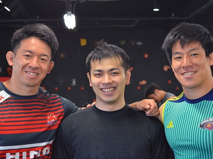 頸髄損傷を乗り越え皆で富士山頂へ。慶大ラグビー部員たちの固い絆。＜Number Web＞ photograph by Masataka Tara