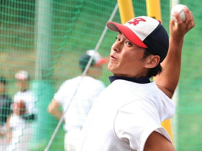 ドラフト1位指名濃厚の剛速球右腕。熊原健人のストレートを受けてきた。＜Number Web＞ photograph by Masae Takahashi