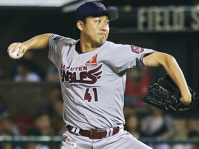 600試合登板、楽天・青山を救った星野仙一の「稼ぎたくないんかい！」。＜Number Web＞ photograph by Kyodo News