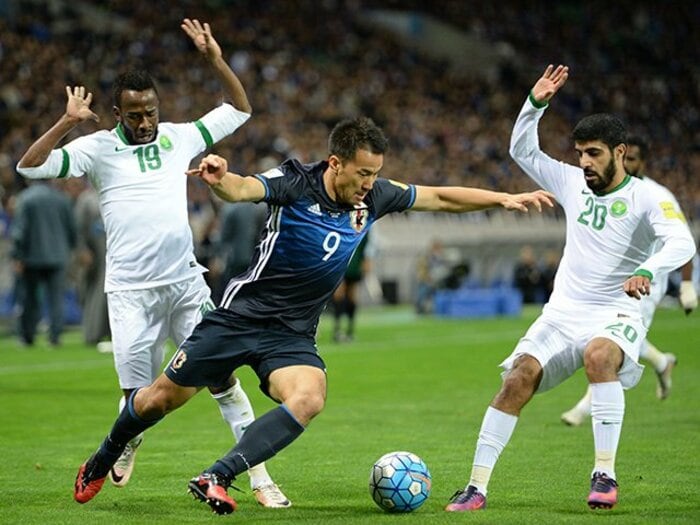 「大迫は完璧だった」と語った岡崎。それでも“代表の武器”との自負を。＜Number Web＞ photograph by Naoya Sanuki