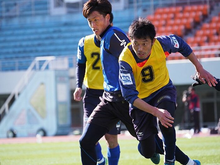 20歳、40歳、元代表が必死に……。Jトライアウトは選手生命の瀬戸際。<Number Web> photograph by Tetsuro Kaieda