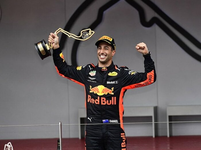 オーバーテイク王リカルドの我慢。モナコを制した「神ドライブ」とは。＜Number Web＞ photograph by Hiroshi Kaneko