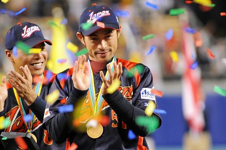 表彰式でのイチロー ／ photograph by Naoya Sanuki