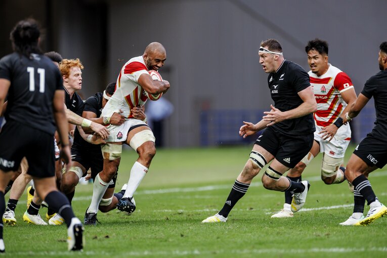 リーチマイケルの突進（2/4）©︎Kiichi Matsumoto