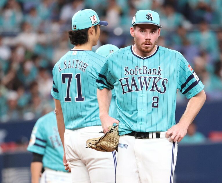 今季のスチュワート。ヒゲを蓄えた風貌に…　©JIJI PRESS