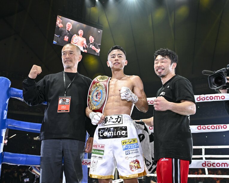 武居由樹に八重樫東トレーナーをつけることを提案したのは古川誠一会長だったという　©Hiroaki Yamaguchi