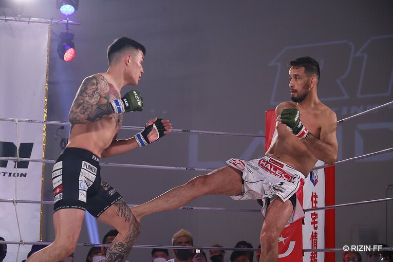 “絶対の寝技”はグレイシーの再来か…クレベル・コイケが“悪童”に完勝、RIZINフェザー級の中心は誰に？「アサクラともう一回、かな」(14)