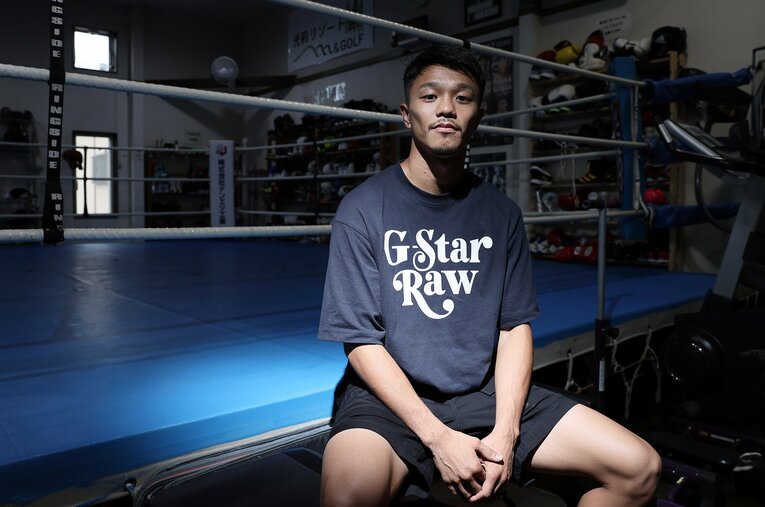 完璧な1回KO勝利でWBC世界バンタム級王者を初防衛した中谷潤人。衝撃のKOシーンについて真相を明かした ／ photograph by Shigeki Yamamamoto