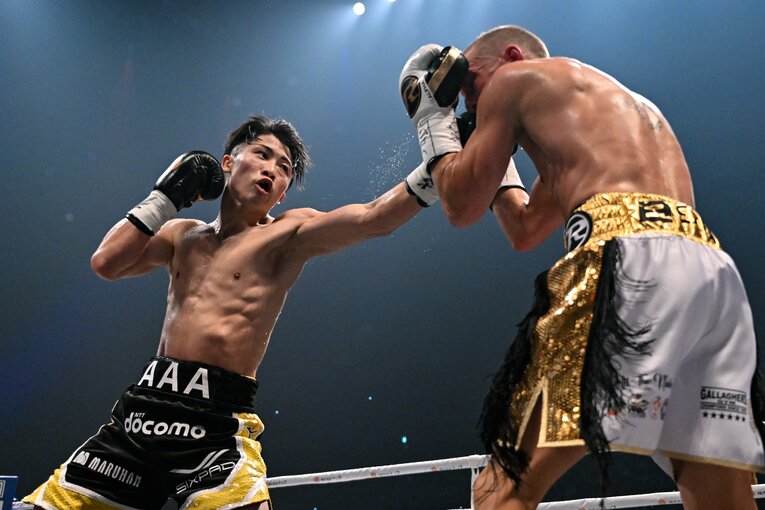 12月のバトラー戦、11ラウンド1分9秒でKO勝ちした井上尚弥。日本人初の4団体統一王者となった　©Hiroaki Yamaguchi