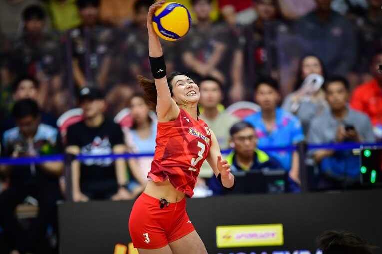 古賀紗理那（VNLファイナル準決勝・ブラジル戦）　©︎Volleyball World