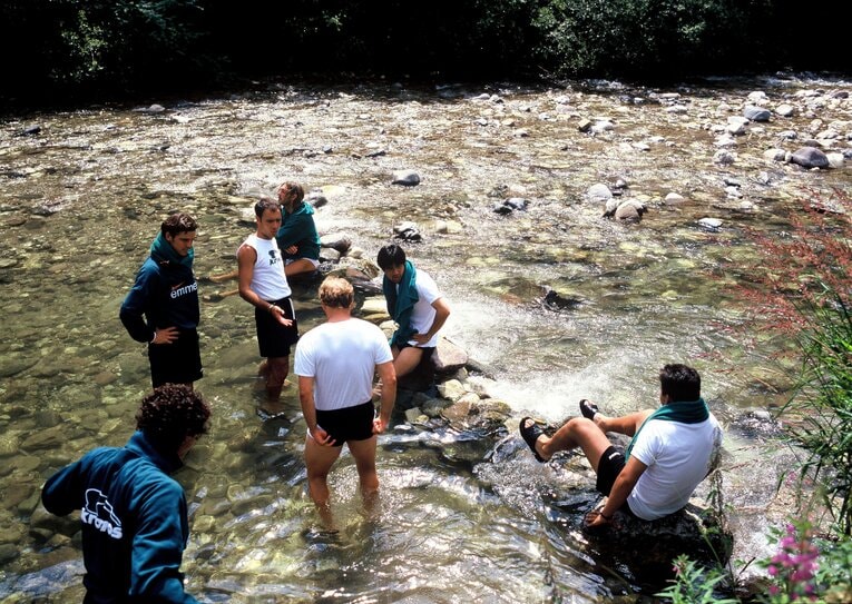 セリエＡ・ヴェネツィア時代、休日にチームメートとキャンプに出かける名波浩　©︎Naoya Sanuki