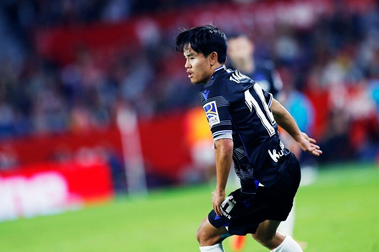 久保建英「脱臼ケガ明け緊急出場」を撮った…W杯へ頼もしい攻撃力と“激論”、気になるのは“ほぼ90分プレー時の疲労感”(28)