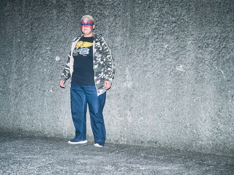 千鳥も脱帽「今後のロケは全部アジャになる」 アジャコングがバラエティで抜群の存在感を放つワケ「一斗缶攻撃も躊躇していられなかった」(21)