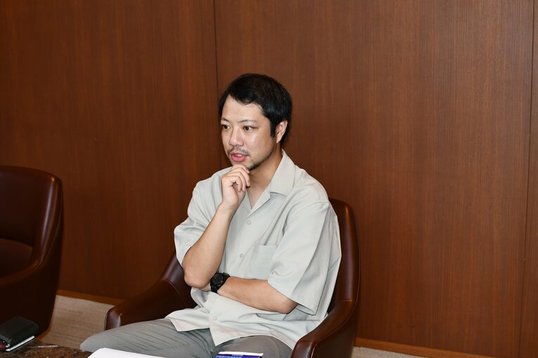 『監督、神になる　池田高校 記憶の衝突』著者の田中仰さん　©NumberWeb