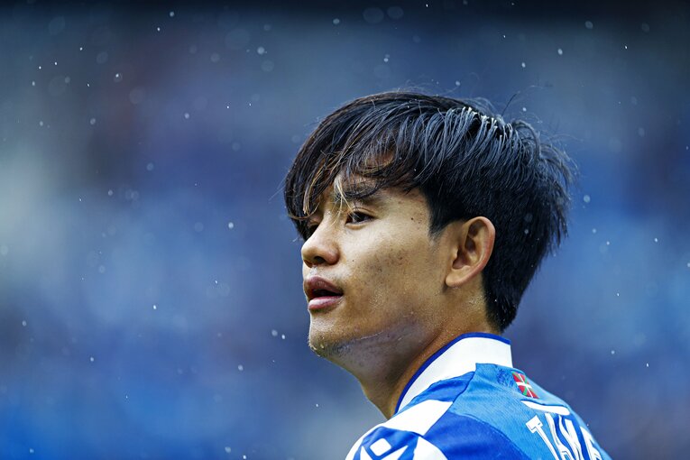 久保建英PK獲得＋シルバに絶妙アシストもドローに落胆　だが翌朝「クボ表紙の新聞」を持った地元のおじさんが…カメラマンは見た(7)