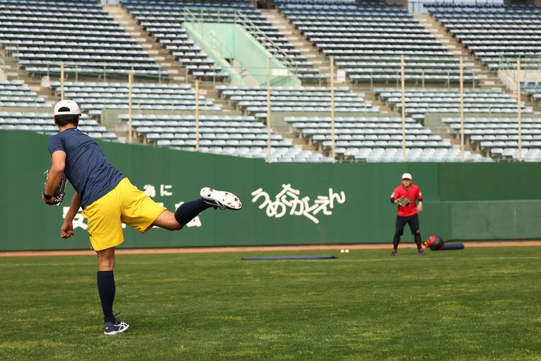 2月20日のダルビッシュと宮城のトレーニング