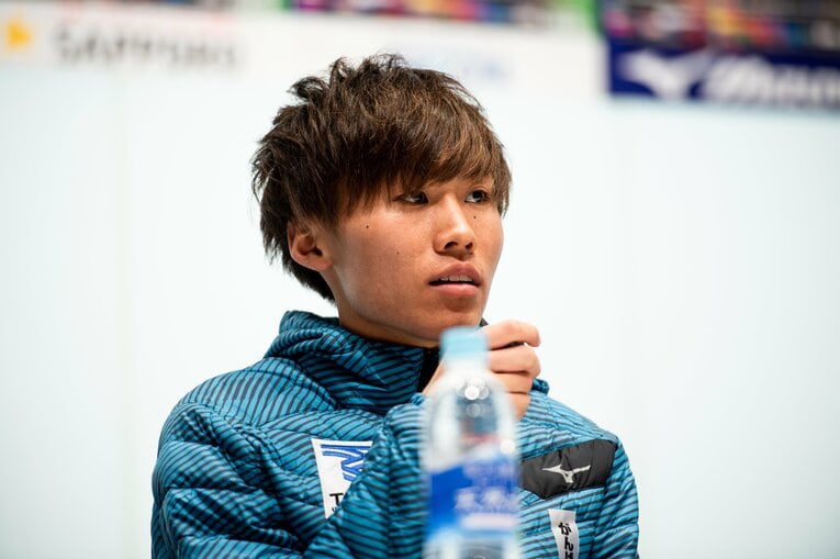 東海大の優勝会見での1区・鬼塚翔太　©Yuki Suenaga