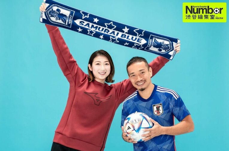 共通の知人を介し、3年越しの対面が叶った2人。その年齢の差はなんと14！ ／ photograph by Atsushi Kondo