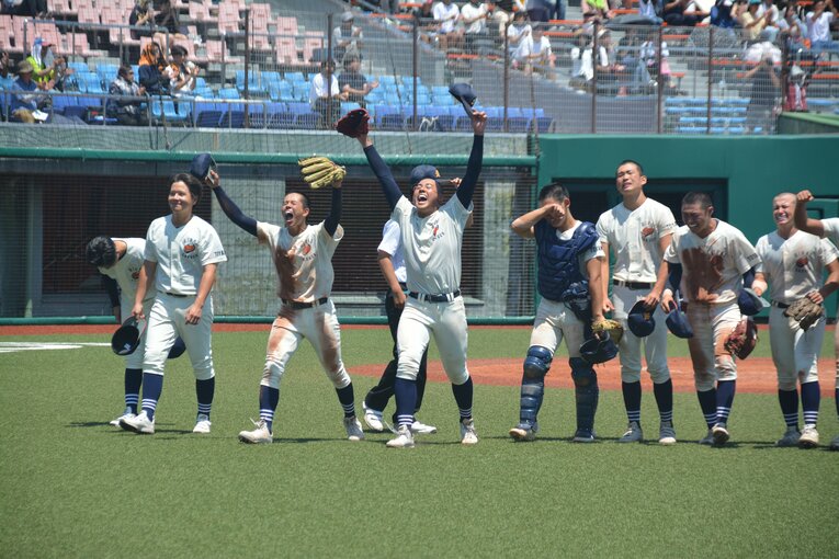 創部8年目で初の甲子園出場を決めた未来富山　©JIJI PRESS