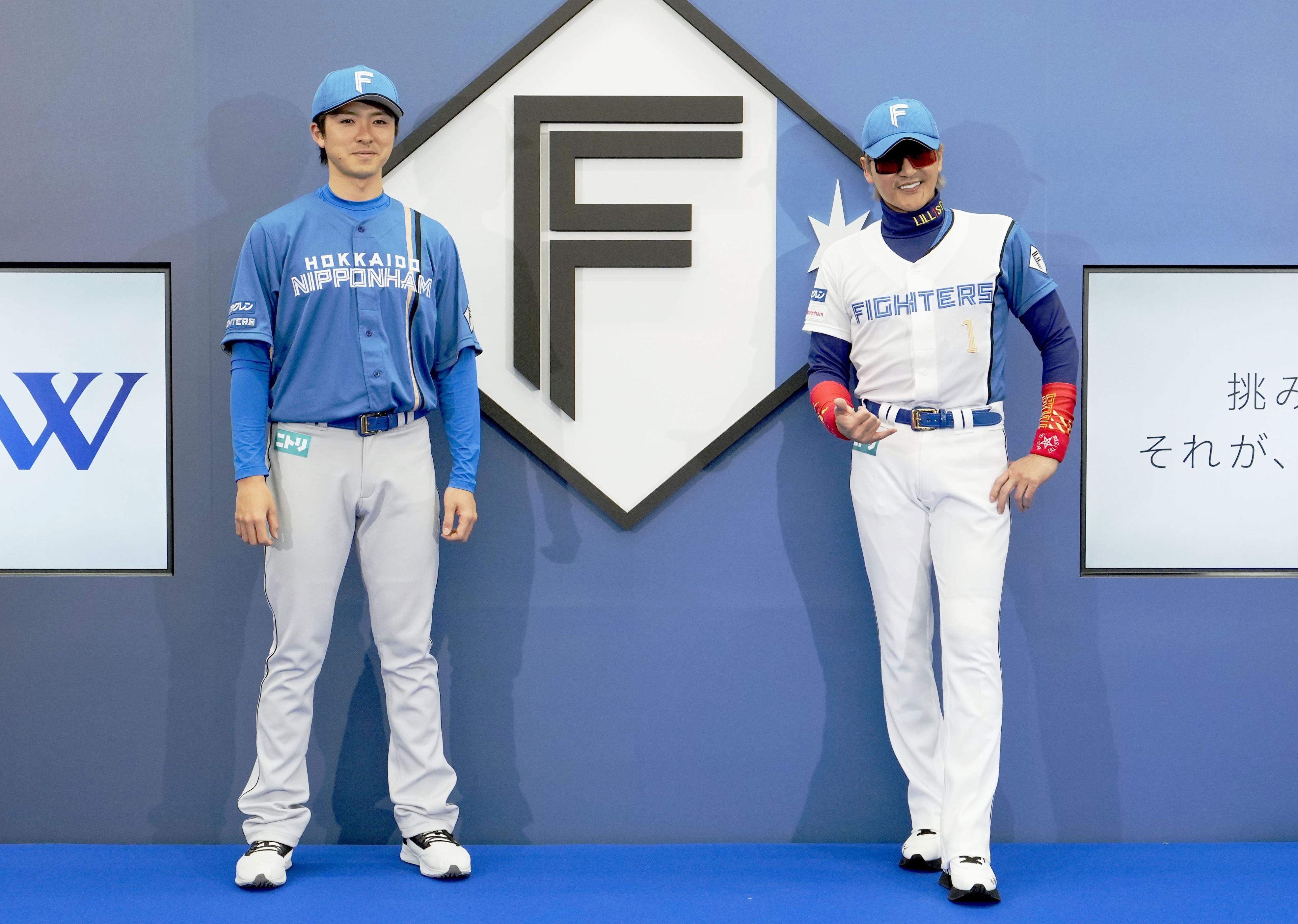 入社希望は500件 斎藤佑樹が明かす 代表取締役 1年目の心境と 日本ハム新ユニフォームの感想 レプリカ買おうかな Number Web 昨季限りで現役引退した斎藤佑樹さん 昨年1 ｄメニューニュース Nttドコモ