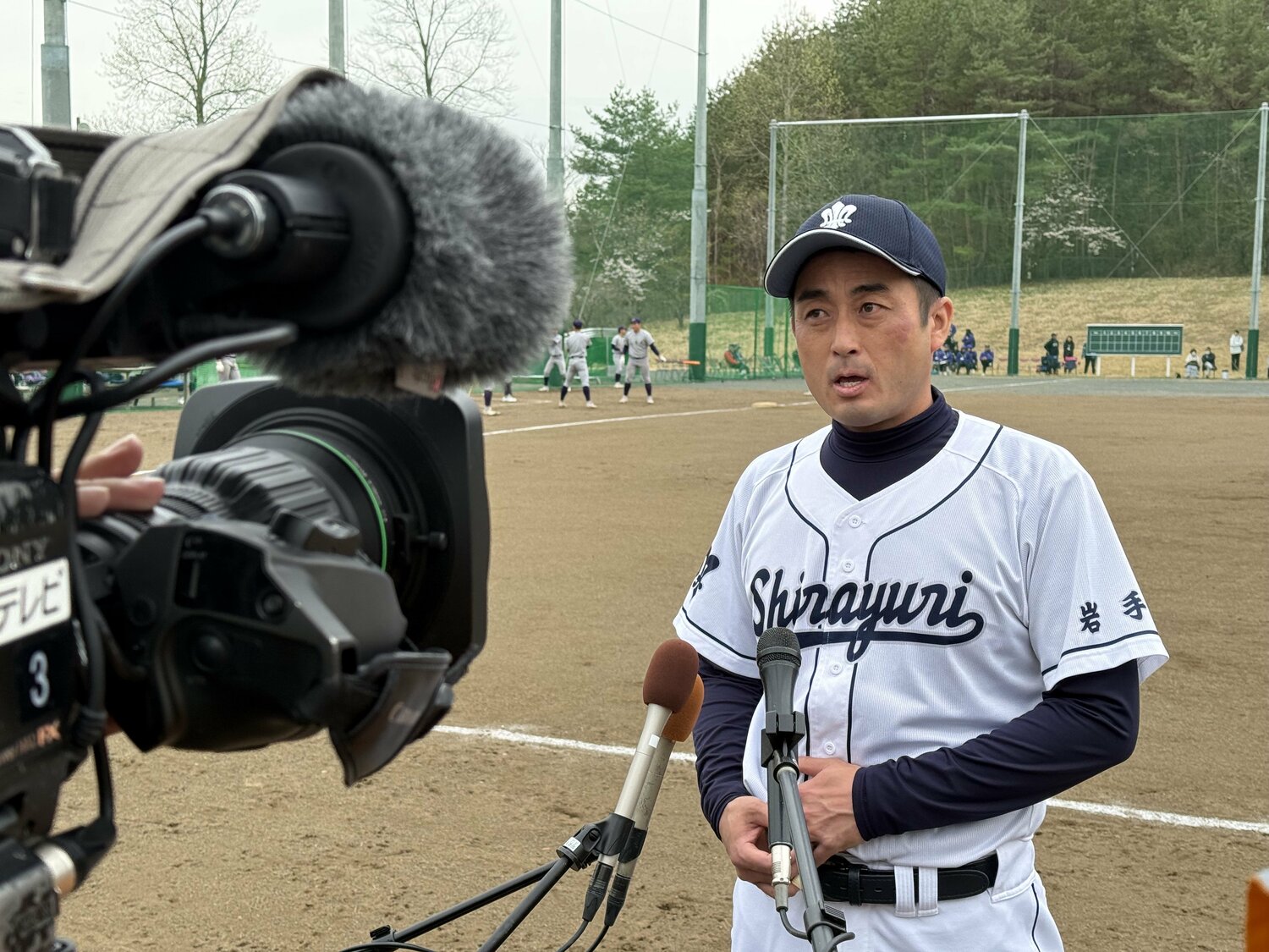 盛岡白百合学園の初代監督に就任した國保陽平（39歳） ©Yuji Yanagawa