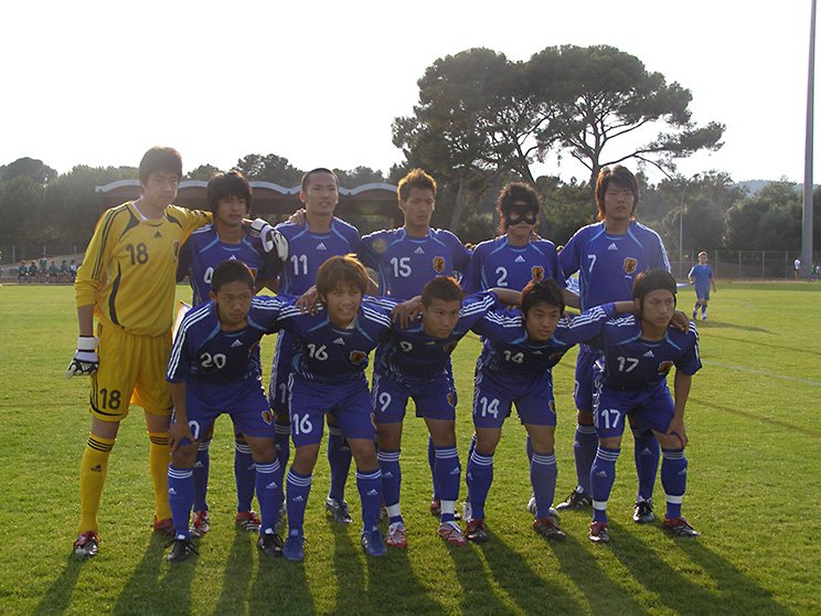 現在33歳となる世代が中心となった「調子乗り世代」。フェイスガードを着用しているのが内田　©Takahito Ando