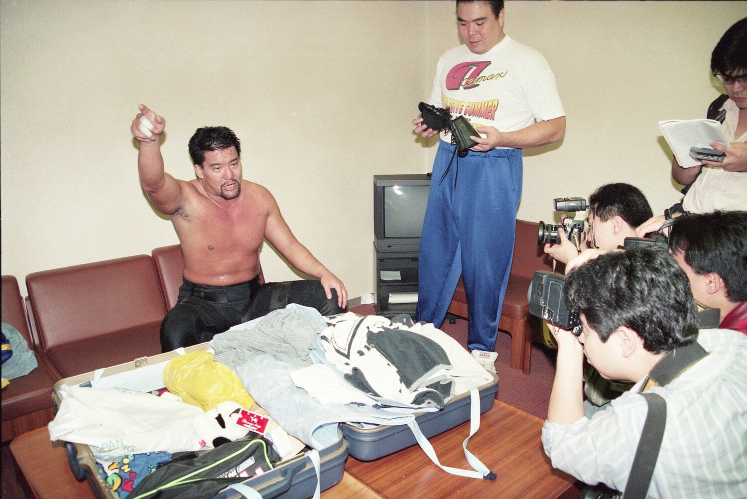 第4回SGタッグ・リーグ戦の優勝決定戦。試合を放棄して控え室に下がってしまった蝶野（1994年10月30日）©︎東京スポーツ新聞社