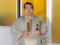 ドキドキして昔の大一番を思い出したよ」曙と貴乃花、永遠のライバルが