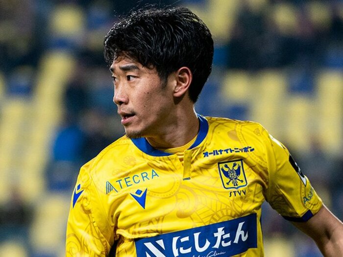 “移籍前はメンタルも落ちていた”香川真司33歳が赤裸々に明かす現状「理不尽に思えるくらいの練習も」〈単独インタビュー〉<Number Web> photograph by STVV