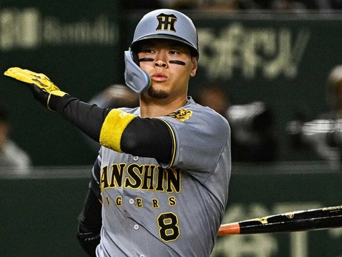 じつは阪神・佐藤輝明が三冠王圏内…「戦時中以来の“3割未満”首位打者か」「防御率1点台がセパで8人」異常すぎるプロ野球タイトル争い＜Number Web＞ photograph by Nanae Suzuki