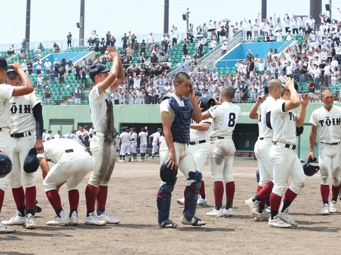 甲子園地方大会で“名門敗退”の大波乱が続出…なぜ夏の地方大会では“番狂わせ”が起こる？ 関係者が語った「夏の強豪は疲れている」の真意＜Number Web＞ photograph by JIJI PRESS