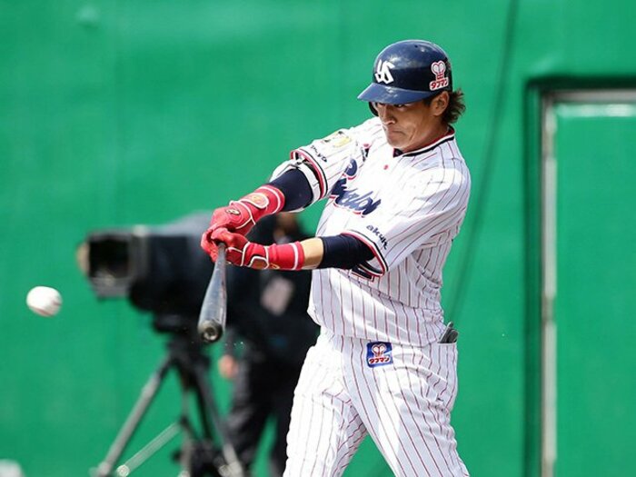 故障不安のヤクルト打線に救いの手。坂口智隆が1番・センター固定濃厚！＜Number Web＞ photograph by NIKKAN SPORTS