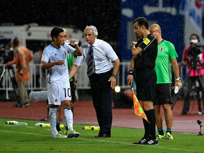 1つでも負ければハリルの進退問題。心中覚悟で呼んだ“いつもの”欧州組。＜Number Web＞ photograph by Takuya Sugiyama