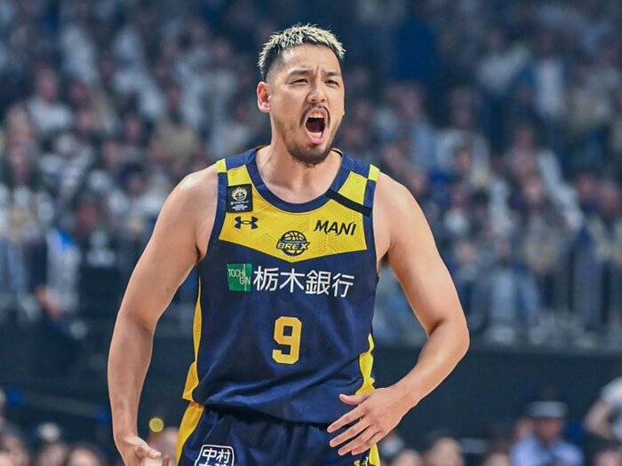 「『オジさんが頑張っているんだから』と思ってほしい」…宇都宮ブレックス“Bリーグ最多”3度目の戴冠を生んだ「35歳の守備職人」の波乱万丈＜Number Web＞ photograph by TOCHIGI BREX INC.