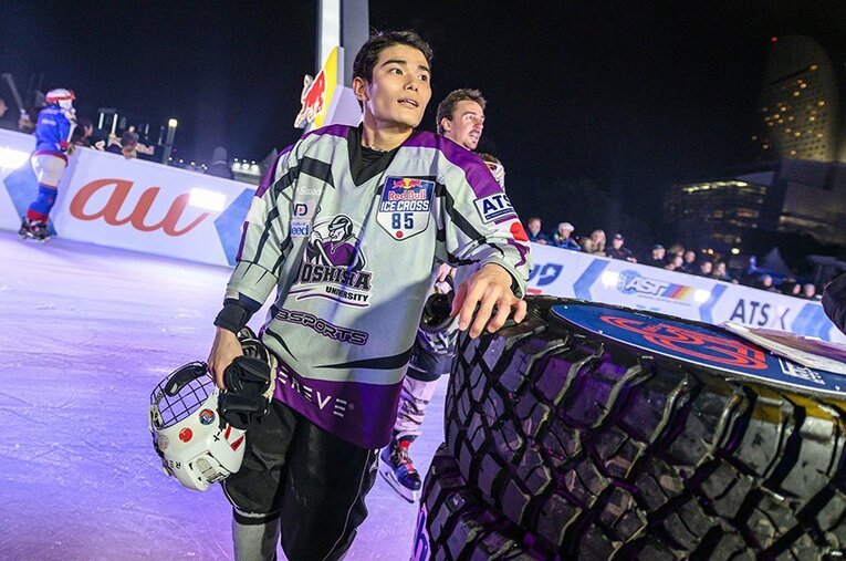 アイスクロスに専念することを決めた山内斗真。好奇心旺盛な青年のチャレンジに注目していきたい。 ／ photograph by Joerg Mitter / Red Bull Content Pool