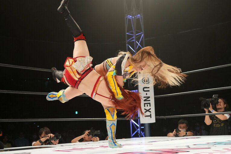 柔道経験のある羽南。柔道の投げ技は大きな武器だ　©Essei Hara