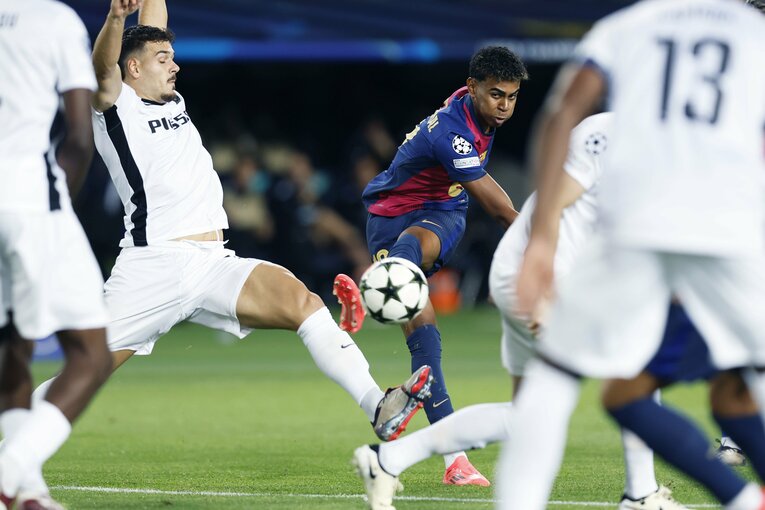 日本代表FW上田綺世は「勝っても無念そうだった」CL初ゴールを逃す“PK失敗”だけでなく…点取り屋のプライドを現地撮影カメラマンは見た(18)