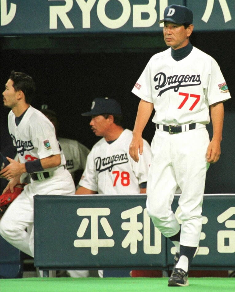 「打倒巨人」を掲げた星野監督の強烈な勝利への意識がこのユニフォームデザインを生んだ　©︎JIJI PRESS