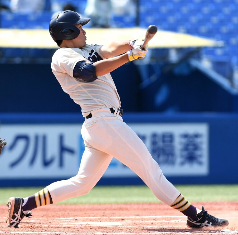 2016年、東京六大学野球春季リーグ、慶應大戦での満塁アーチ　©Sankei Shimbun