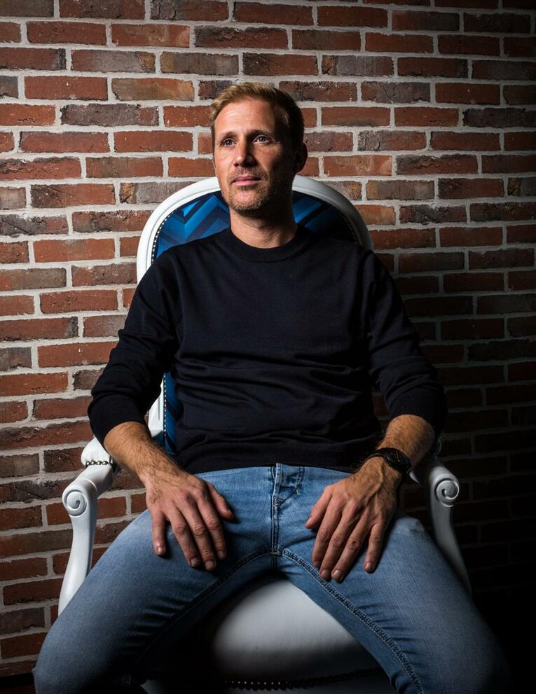 取材に応えてくれたガルシア編集長　©France Football