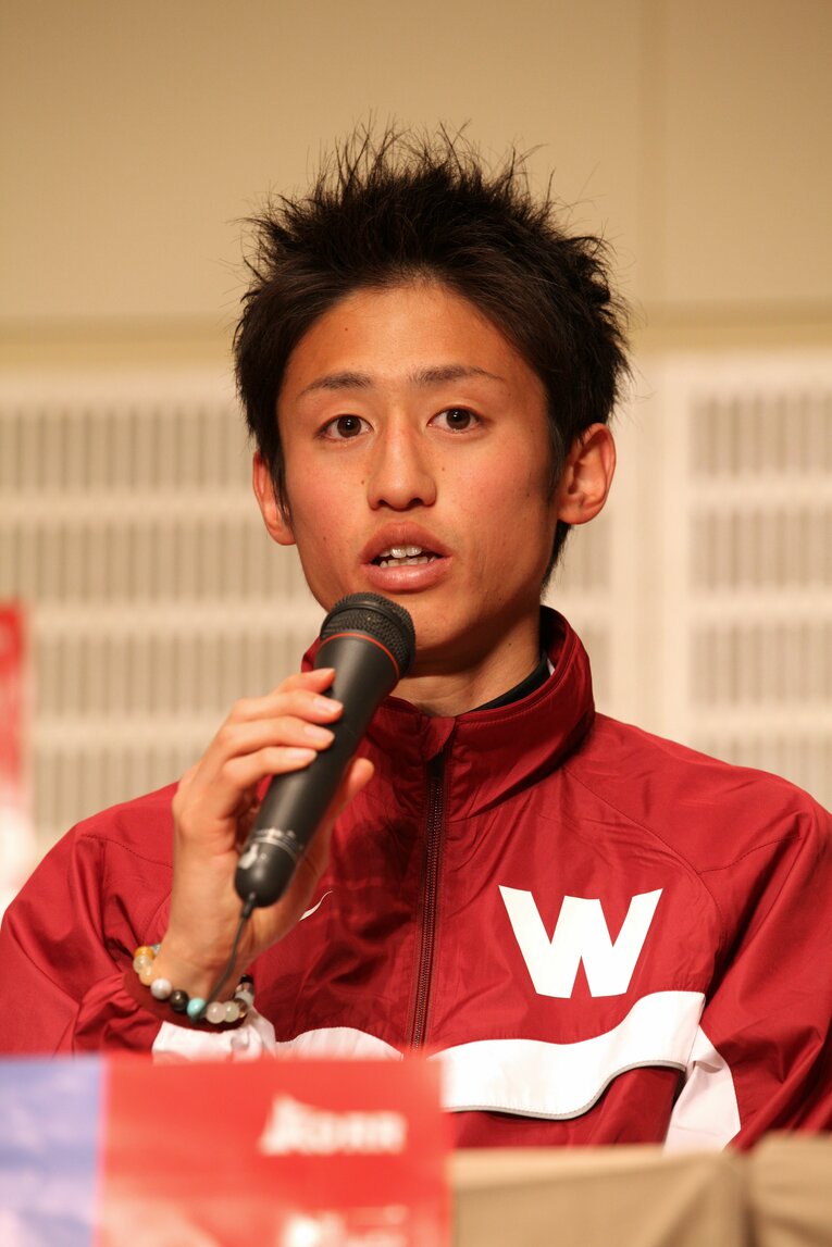 87回箱根駅伝を総合優勝した際の記者会見（2011年）　©BUNGEISHUNJU