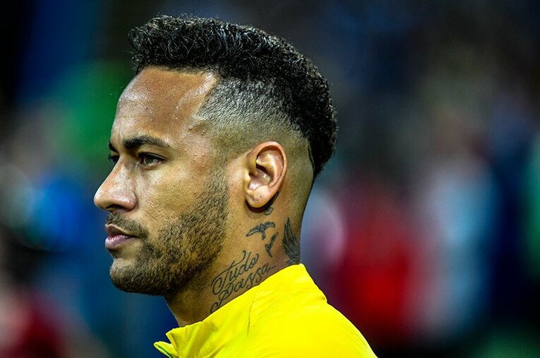 ロシアW杯のネイマール。その2年前の“疑惑”が今回のナイキとの契約破棄につながった ／ photograph by Takuya Sugyama/JMPA