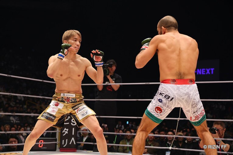 朝倉海vsフアン・アーチュレッタ　©RIZIN FF