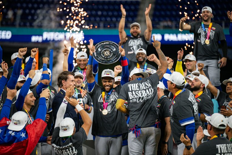 アメリカを破って世界一の頂点に立ったベネズエラ代表。暗いニュースの多かった母国にも最高の知らせを届けた　©Nanae Suzuki