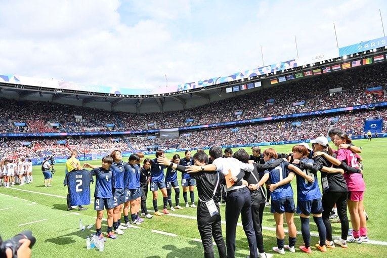 パリ五輪アメリカ戦「なでしこたちの涙」（全10枚中の10枚目）　©Takuya Nakachi/JMPA