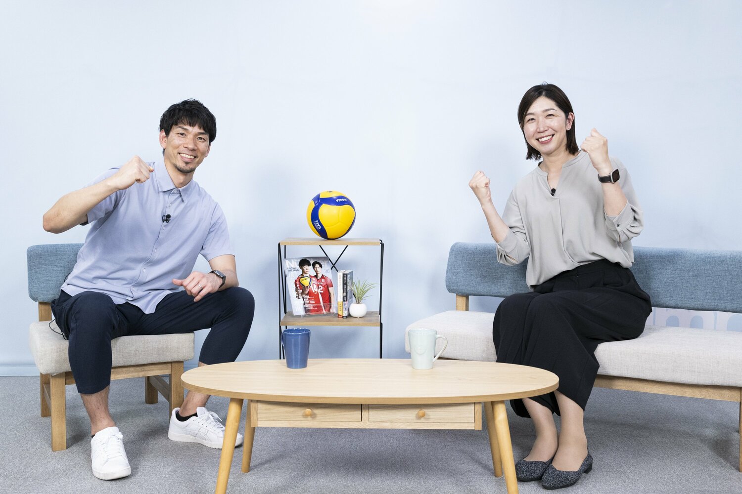 「Number Volleyball Night」でバレーボール女子日本代表について徹底討論した福澤達哉と荒木絵里香  ©︎Tomohiko Imai