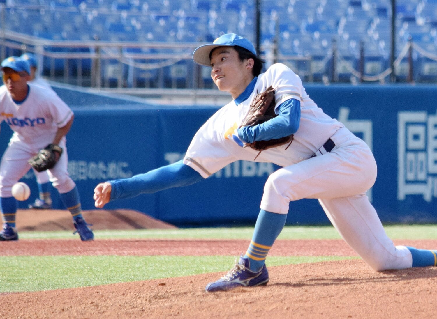 元ロッテで活躍したアンダースローの渡辺俊介さんを父に持つ東大の渡辺向輝。まさかの「2世」サブマリンとなったが、プロスカウトの評価は？　©︎JIJI PRESS