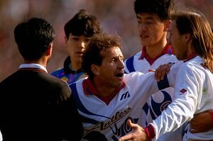 ジーコの唾吐き、20歳ヒデは鬼軍曹、モトさんの伝説ループ…本田泰人が明かすJ開幕＆加茂ジャパン激闘の舞台裏